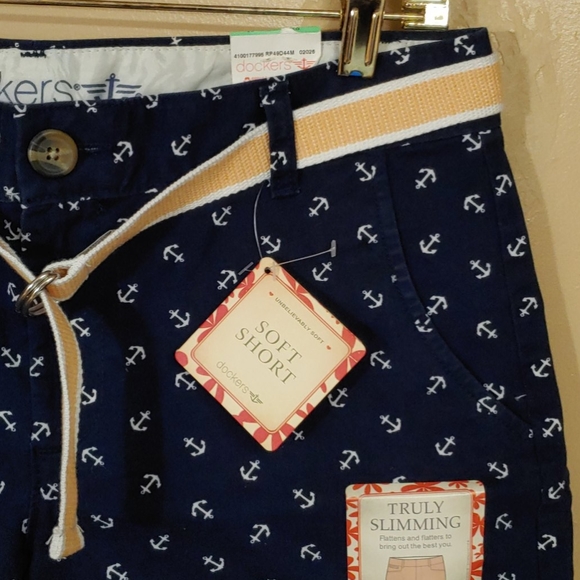 Dockers 🆕 Soft Slimming Anchor Shorts 8 - Picture 4 of 14